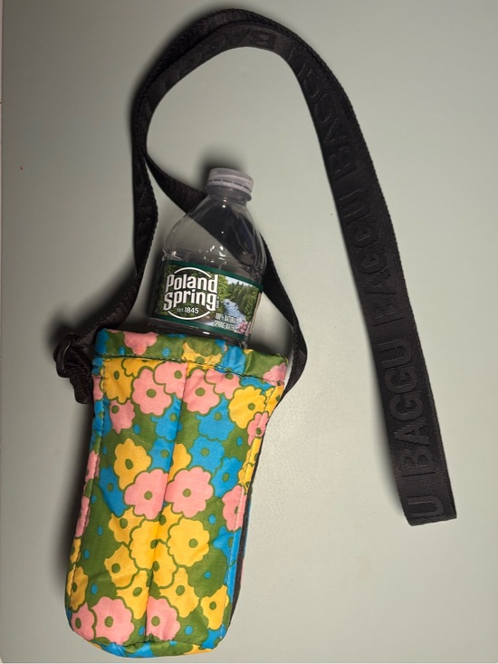 BAGGU Handbags - BAGGU Floral Crossbody Bottle Pouch - Blue, Green, Pink, Yellow